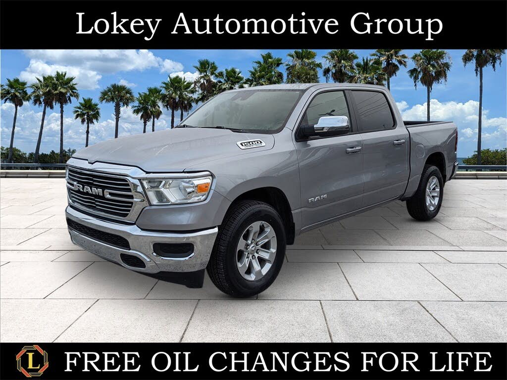 2024 RAM 1500 Laramie Crew Cab 4WD