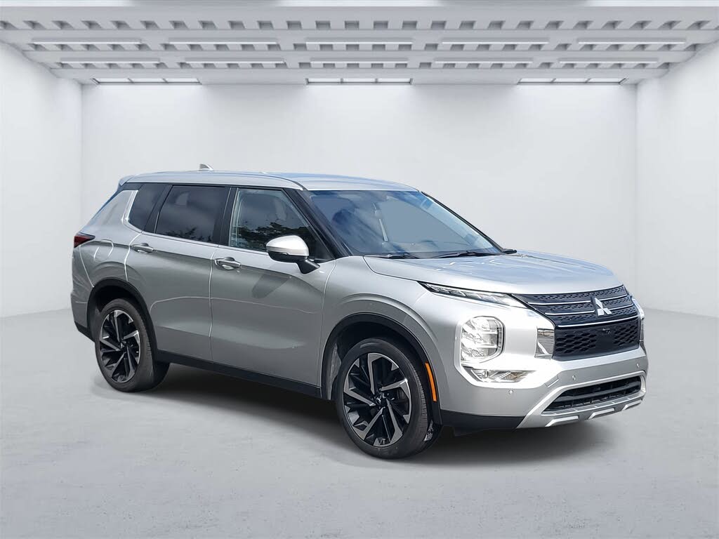 2024 Mitsubishi Outlander SE FWD