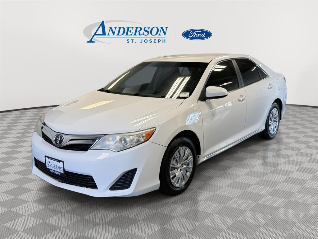 2013 Toyota Camry LE