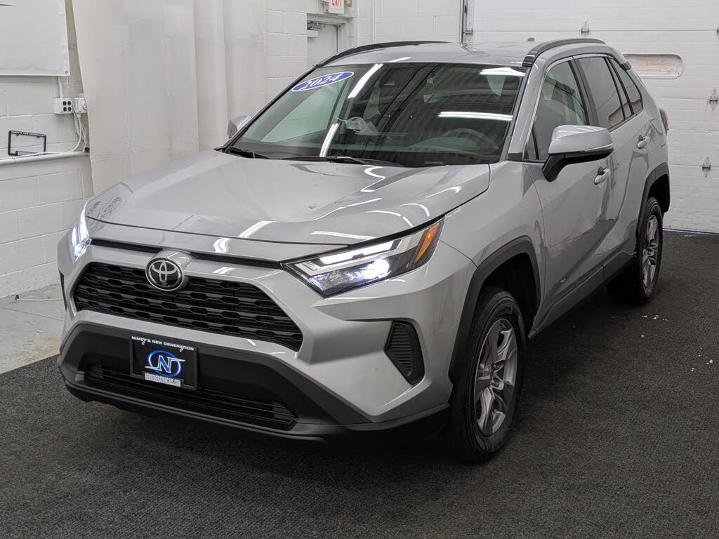 2024 Toyota RAV4 XLE AWD