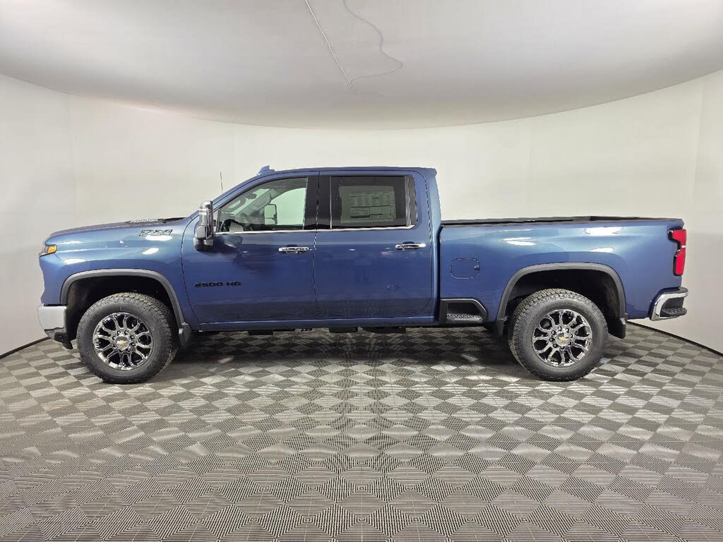 2026 Chevrolet Silverado 2500HD LTZ Crew Cab 4WD