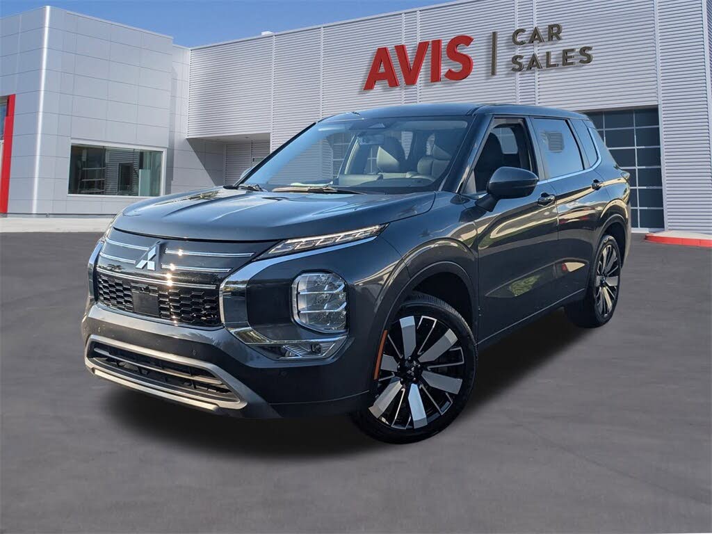 2025 Mitsubishi Outlander SE FWD