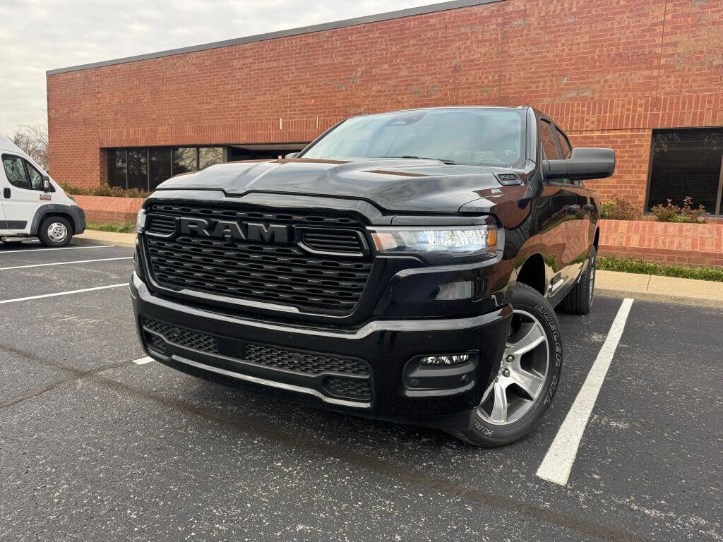 2025 RAM 1500 Tradesman Crew Cab 4WD
