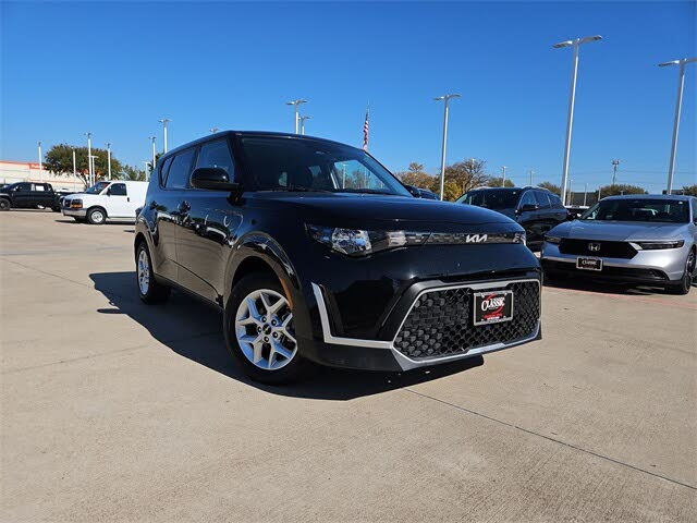2024 Kia Soul LX FWD