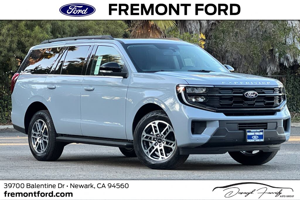2025 Ford Expedition Active 4WD