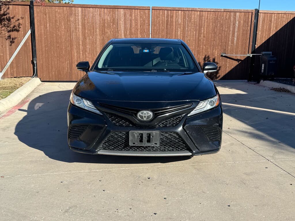 2020 Toyota Camry XSE FWD