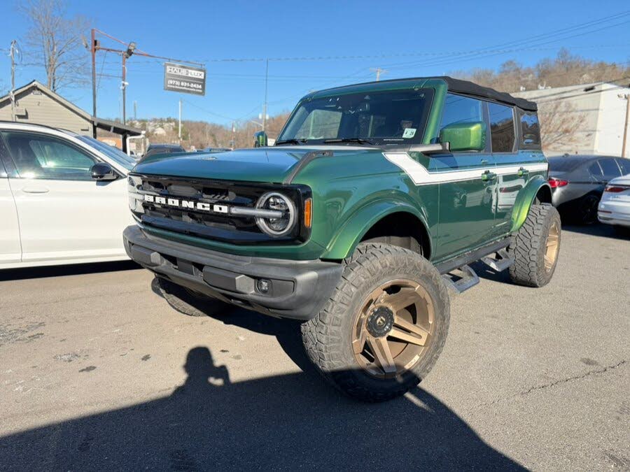 2022 Ford Bronco Outer Banks 4-Door 4WD