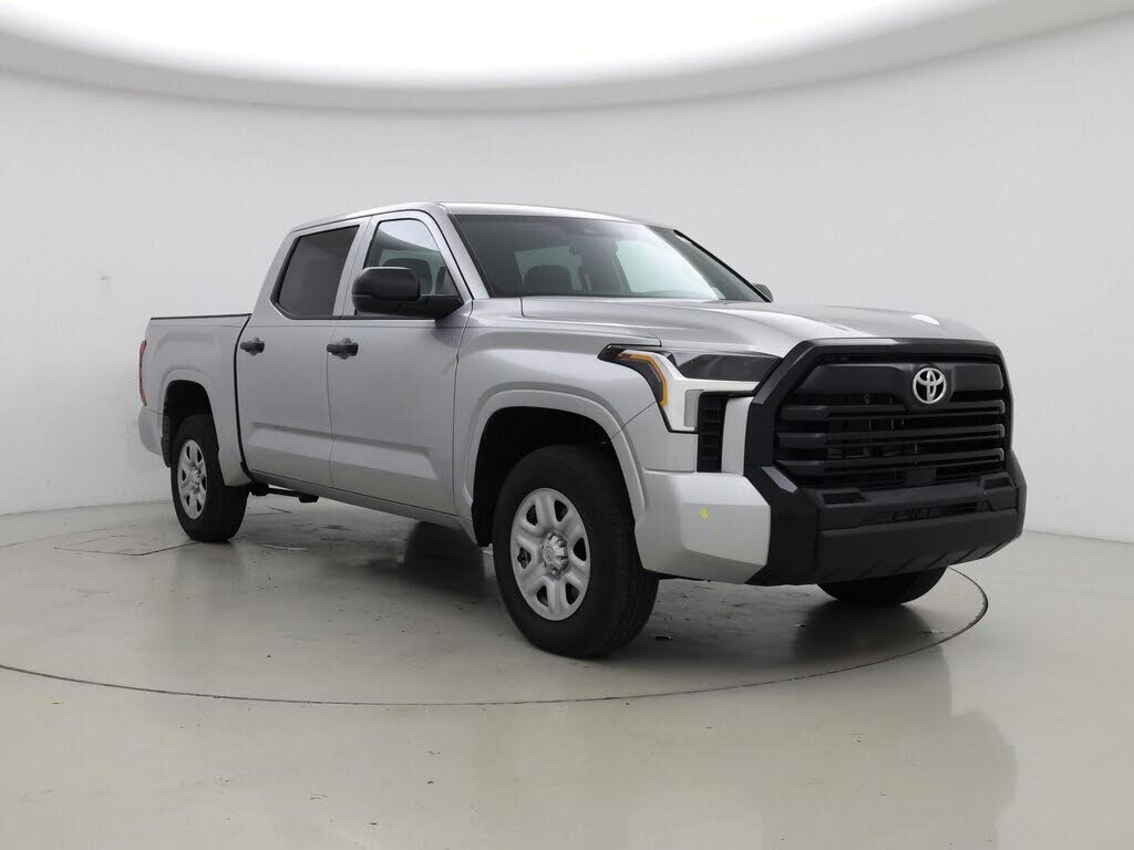 2025 Toyota Tundra SR CrewMax Cab 4WD