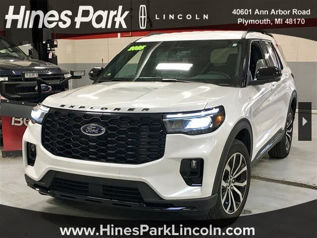 2025 Ford Explorer ST-Line AWD