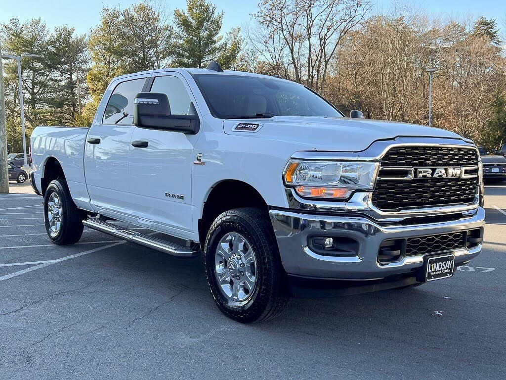 2024 RAM 2500 Big Horn Crew Cab 4WD