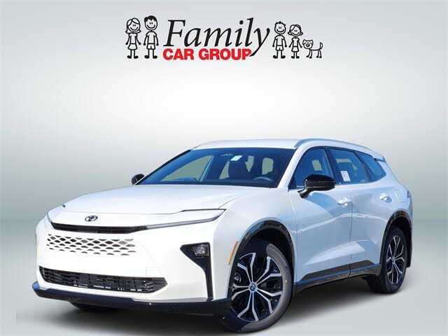 2025 Toyota Crown Signia XLE AWD