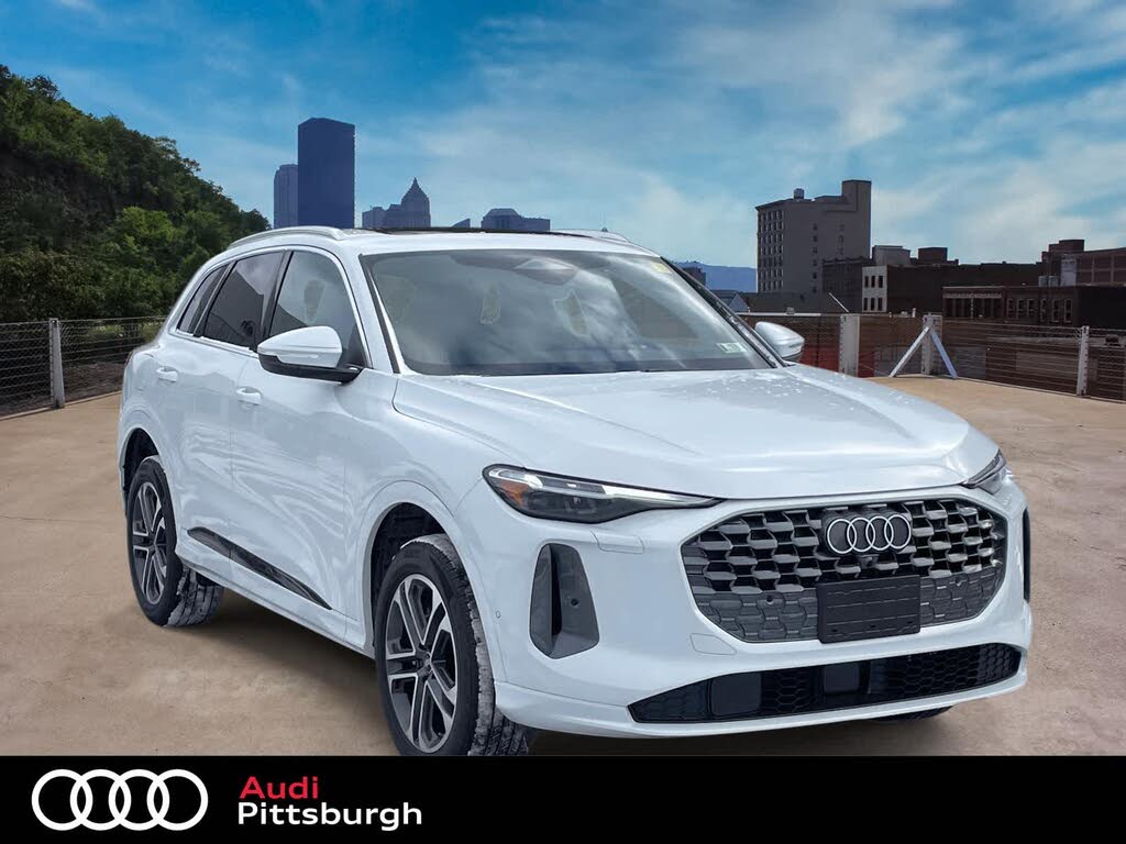 2025 Audi Q5 quattro Premium Plus 40 TFSI