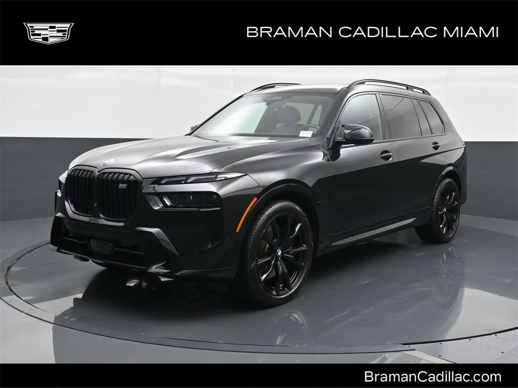 2025 BMW X7 M60i AWD