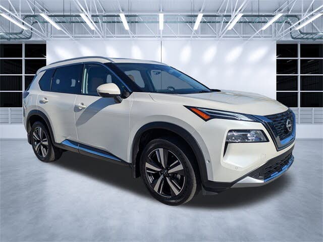 2023 Nissan Rogue Platinum FWD