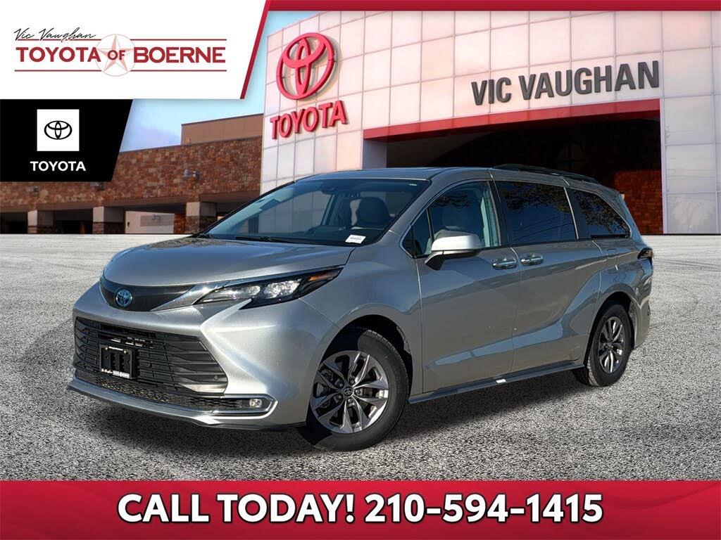 2024 Toyota Sienna XLE 7-Passenger FWD