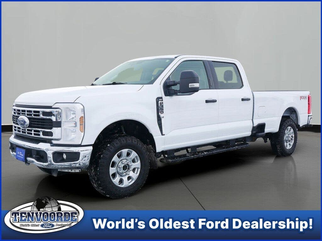2024 Ford F-350 Super Duty XLT Crew Cab 4WD