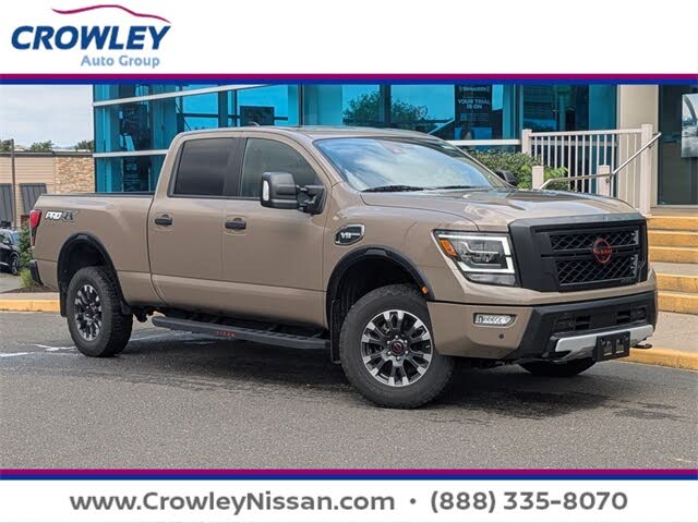 2024 Nissan Titan XD PRO-4X Crew Cab 4WD