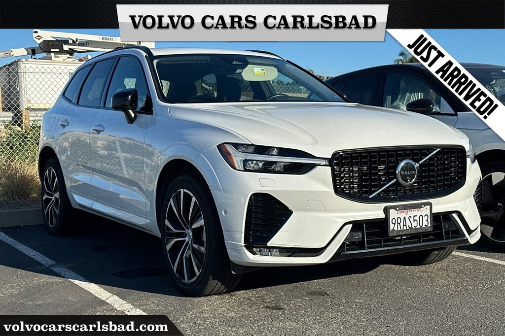 2024 Volvo XC60 B5 Plus Dark Theme AWD