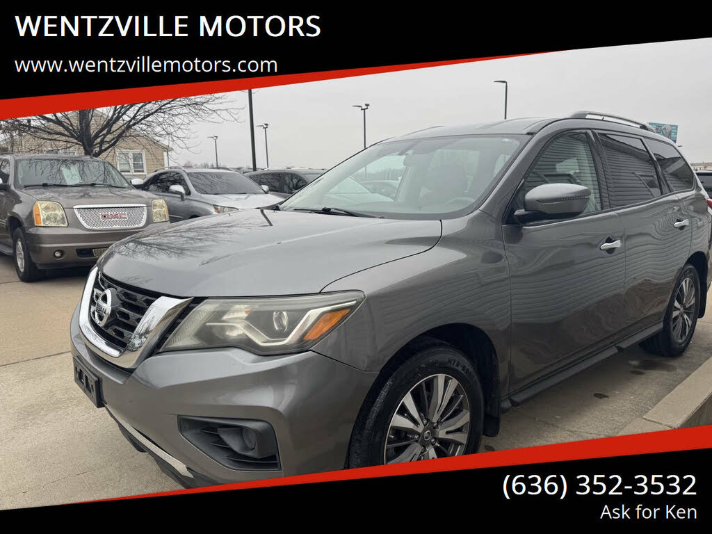 2017 Nissan Pathfinder S