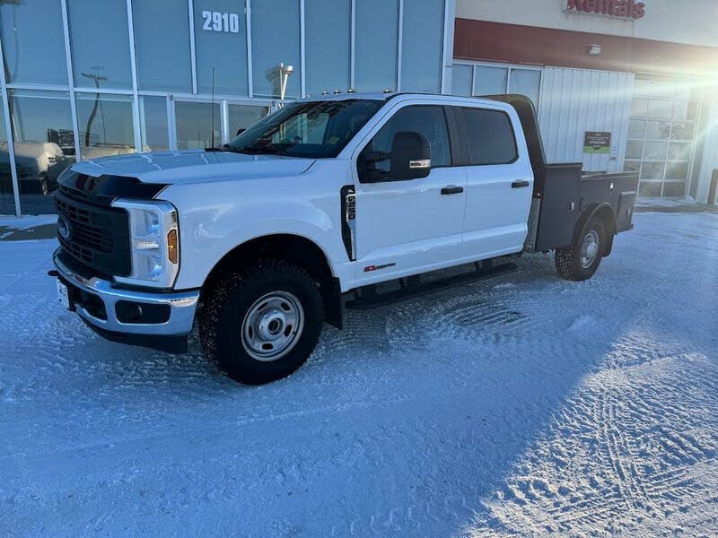 2024 Ford F-250 Super Duty XL Crew Cab 4WD