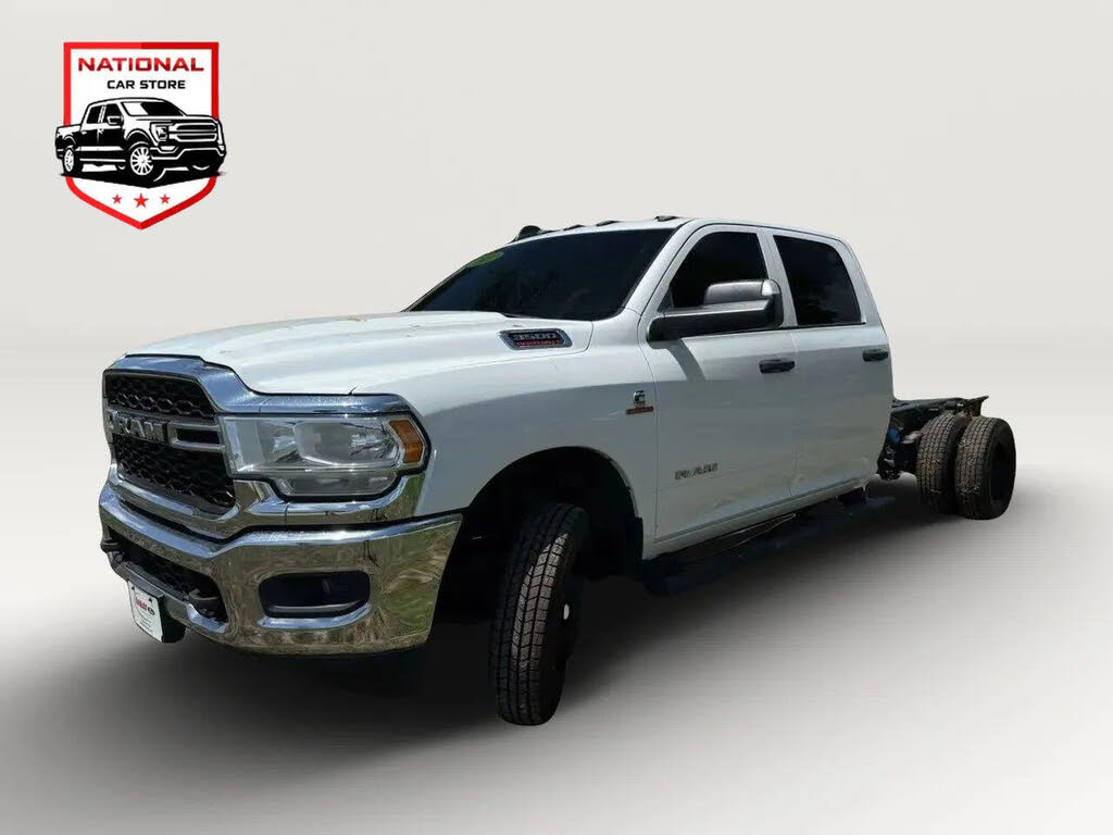 2021 RAM 3500 Chassis Tradesman Crew Cab LB DRW 4WD