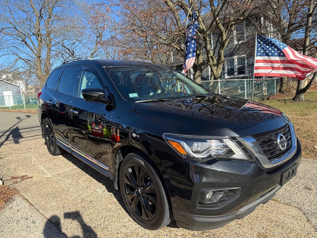 2017 Nissan Pathfinder Platinum 4WD