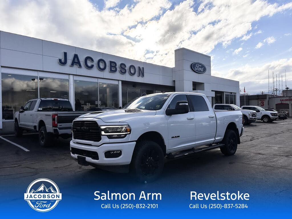 2024 RAM 3500 Laramie Crew Cab 4WD