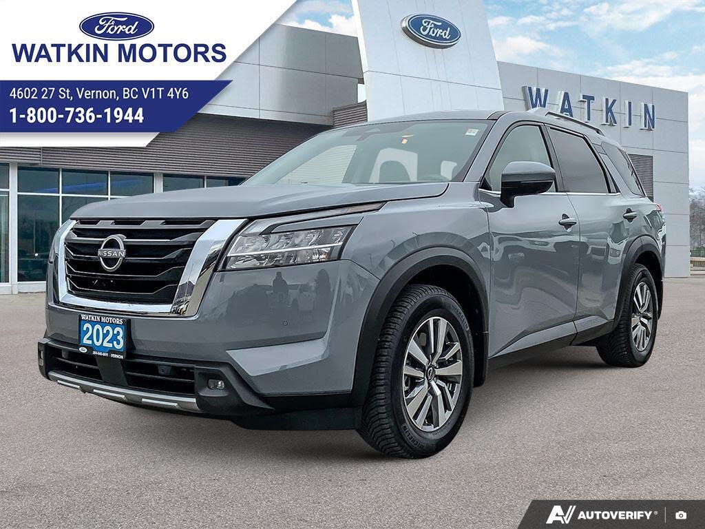 2023 Nissan Pathfinder SL 4WD