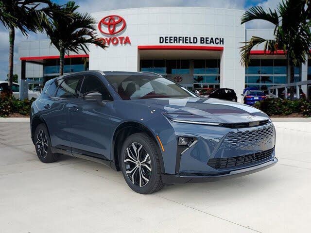 2025 Toyota Crown Signia XLE AWD