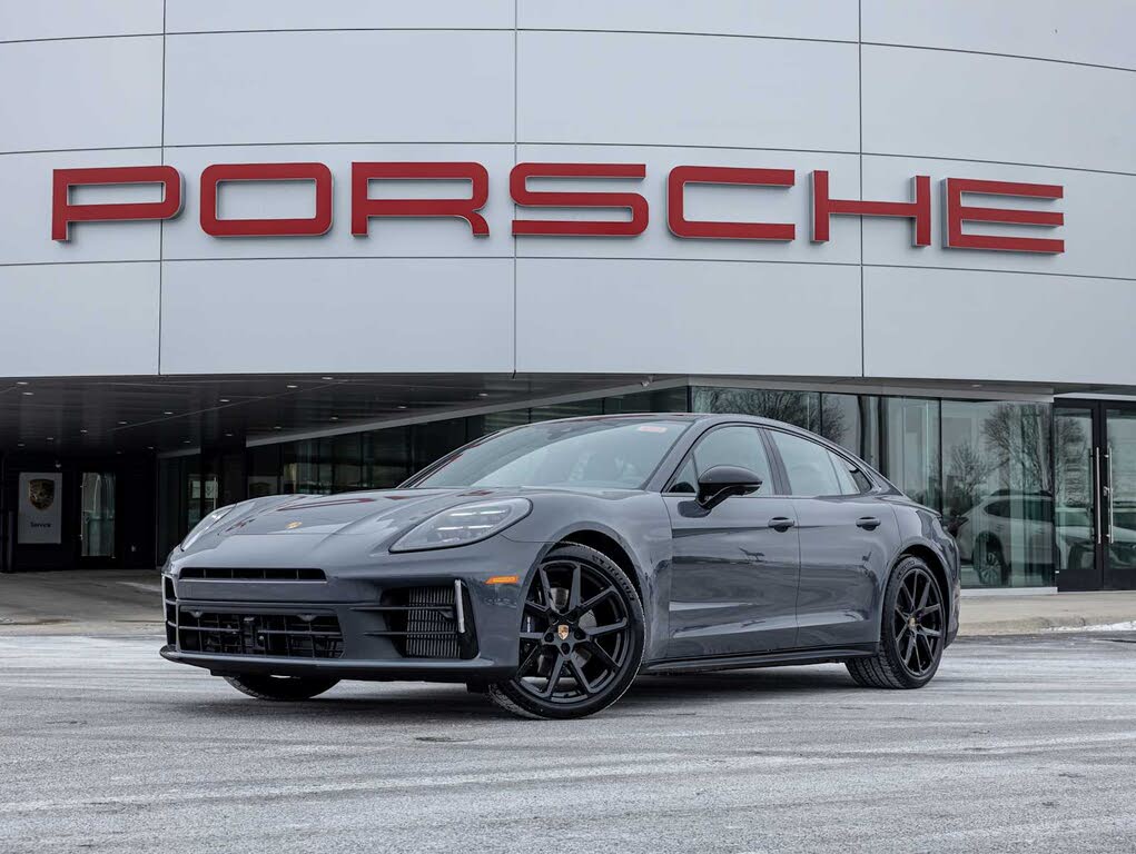 2026 Porsche Panamera 4 AWD