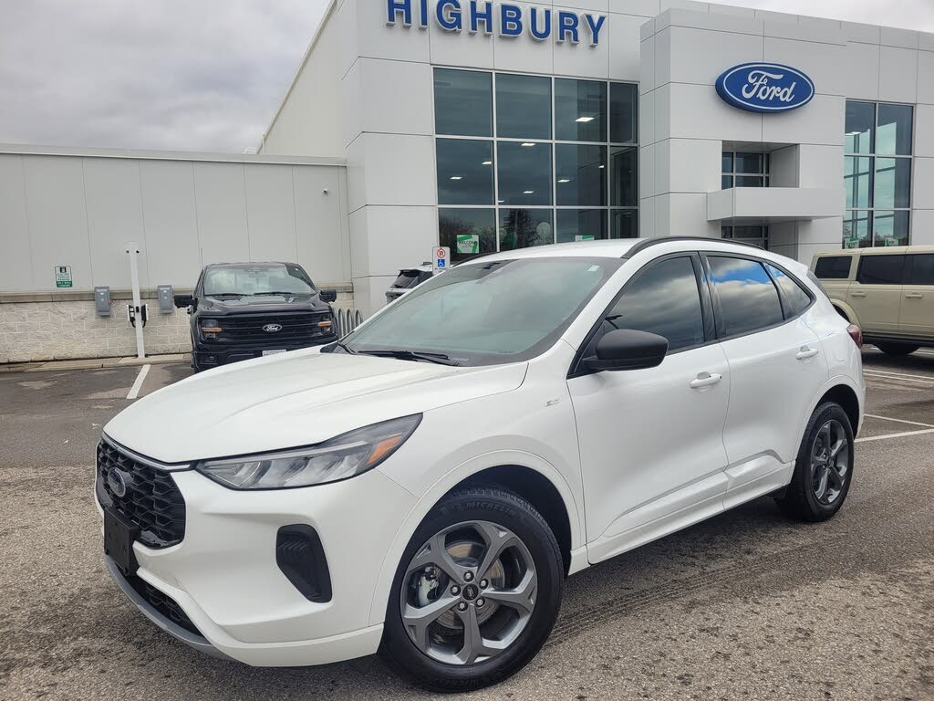 Ford Escape Hybrid ST-Line AWD 2023