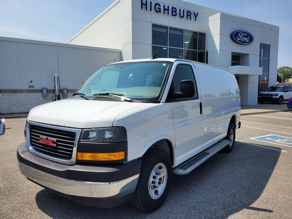 GMC Savana Cargo 2500 RWD 2023
