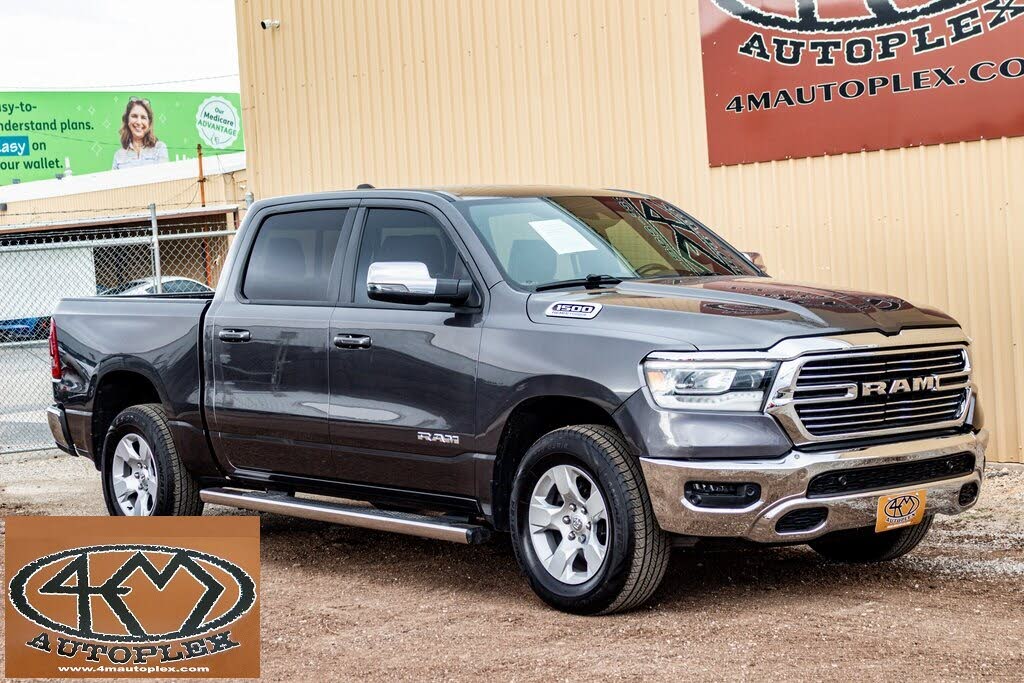 2024 RAM 1500 Laramie Crew Cab 4WD