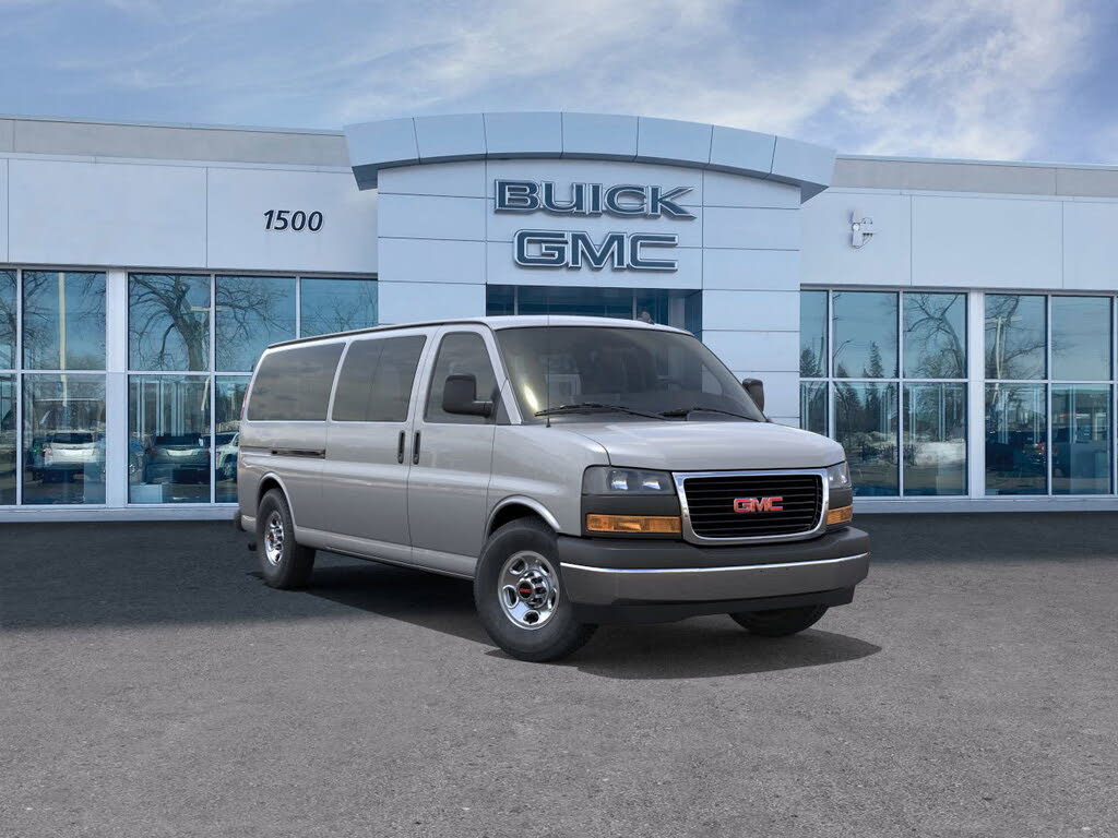 2025 GMC Savana LT 3500 RWD