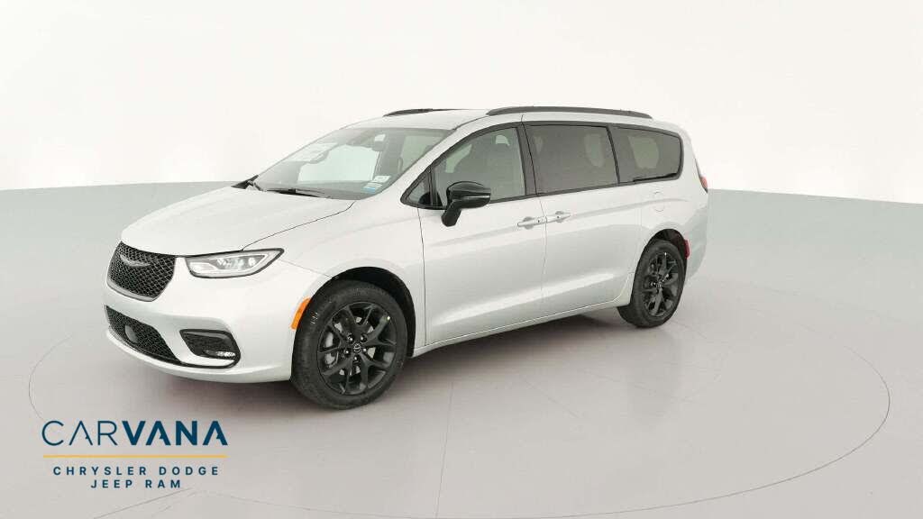 2026 Chrysler Pacifica Select AWD