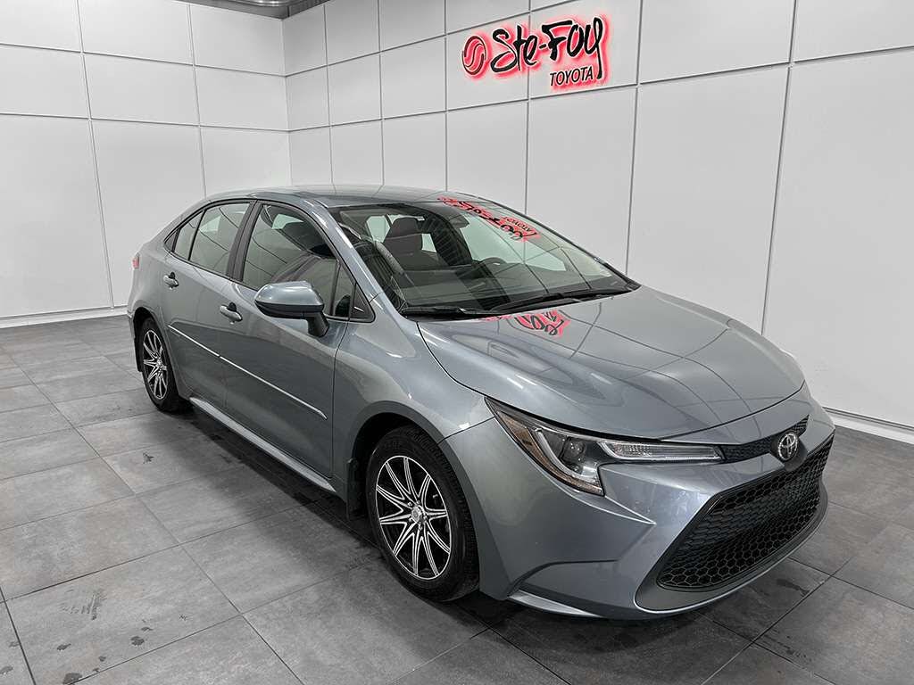2022 Toyota Corolla LE FWD