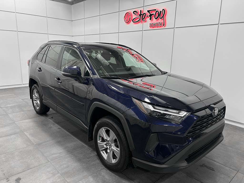 2022 Toyota RAV4 XLE AWD