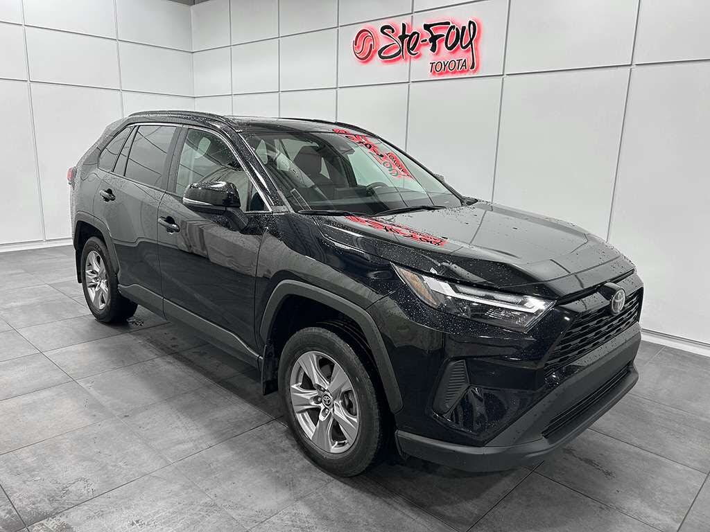 Toyota RAV4 XLE AWD 2022