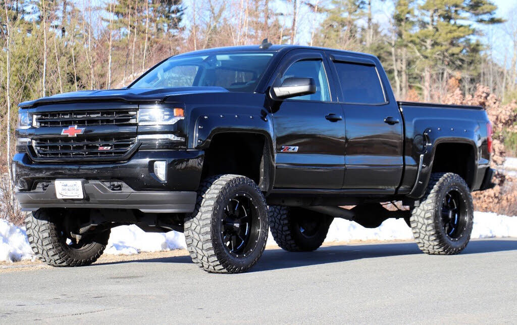 2018 Chevrolet Silverado 1500 LTZ Z71 Crew Cab 4WD