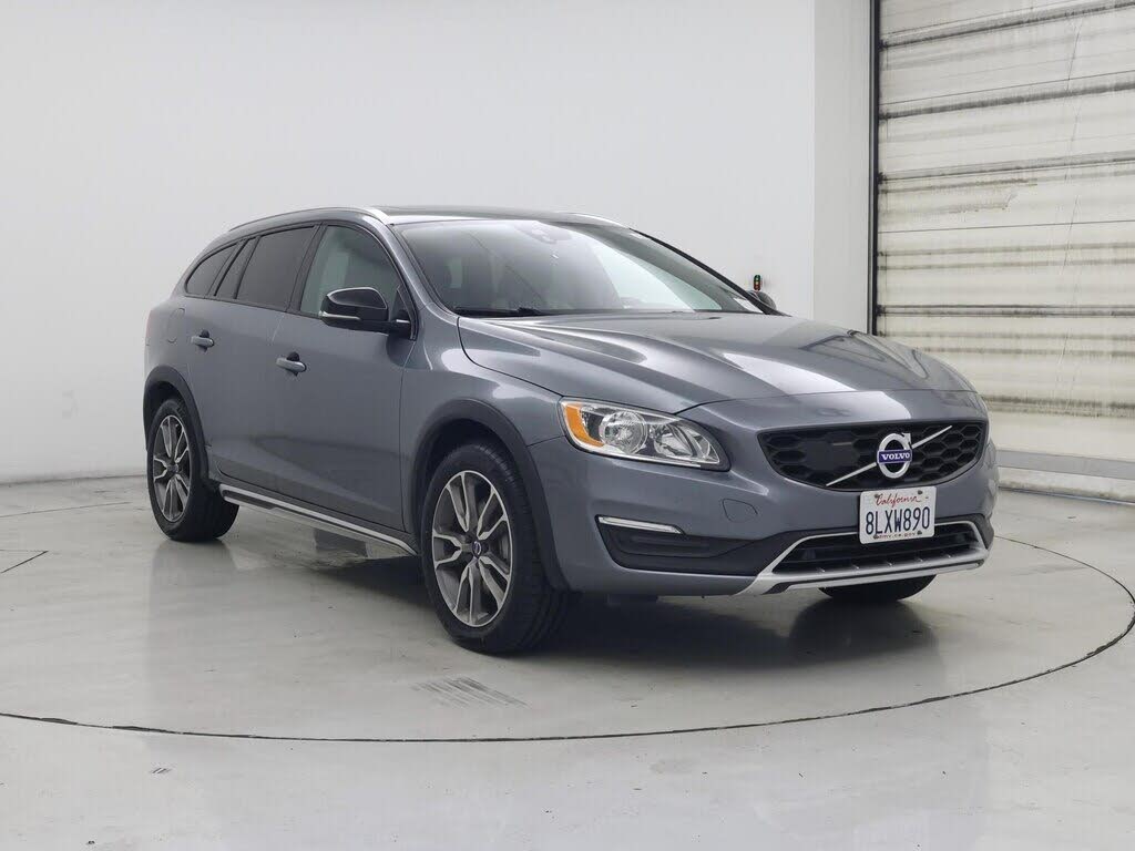 2018 Volvo V60 Cross Country T5 Premier AWD