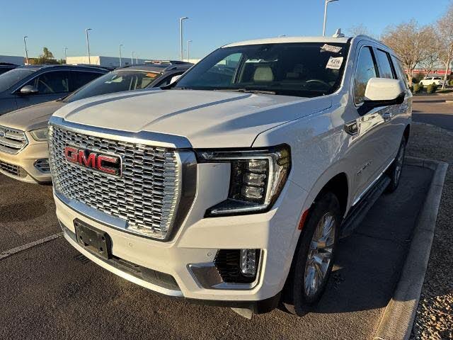 2023 GMC Yukon Denali 4WD