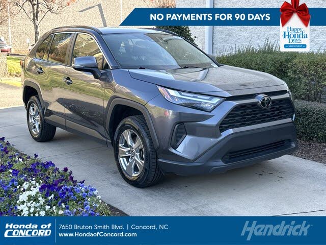 2024 Toyota RAV4 XLE FWD