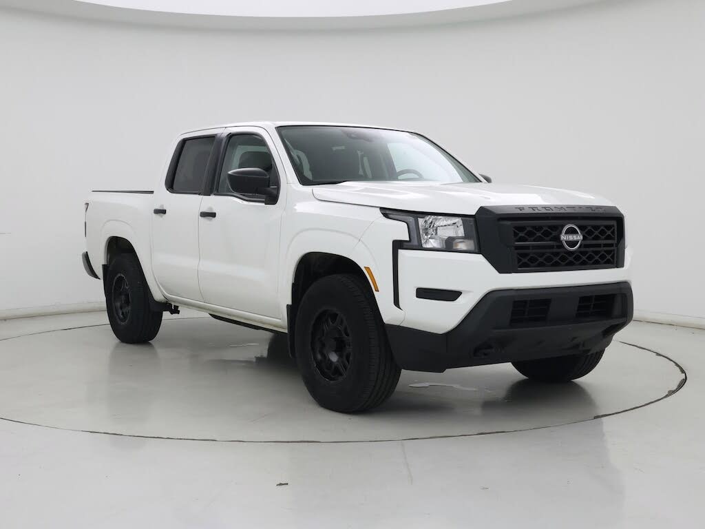 2023 Nissan Frontier S Crew Cab 4WD