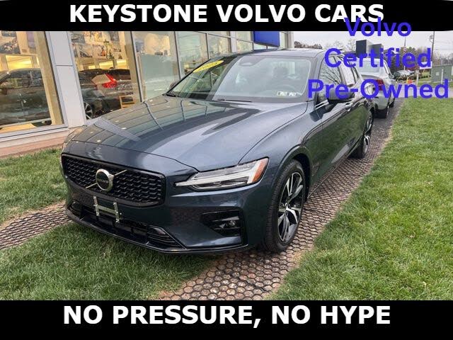 2025 Volvo S60 B5 Core FWD