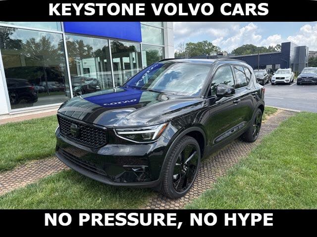 2026 Volvo XC40 B5 Ultra Black Edition AWD