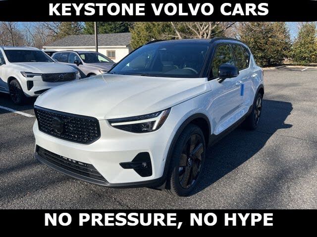 2026 Volvo XC40 B5 Ultra Black Edition AWD
