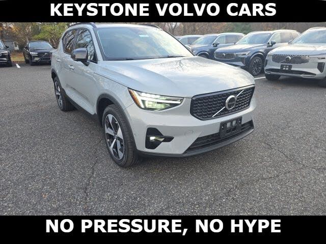 2026 Volvo XC40 B5 Plus AWD