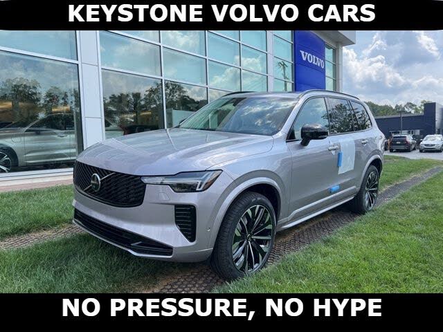2026 Volvo XC90 B6 Ultra Dark 7-Passenger AWD