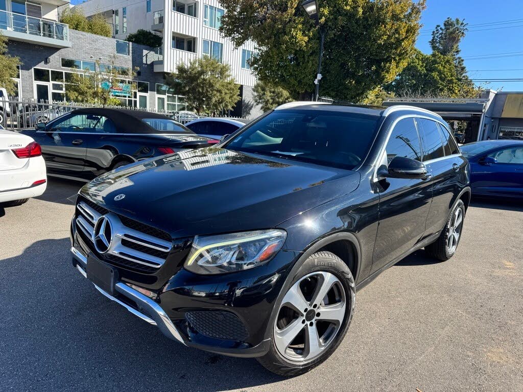 2019 Mercedes-Benz GLC 300 RWD