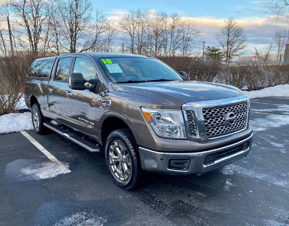 2018 Nissan Titan XD SL Crew Cab 4WD